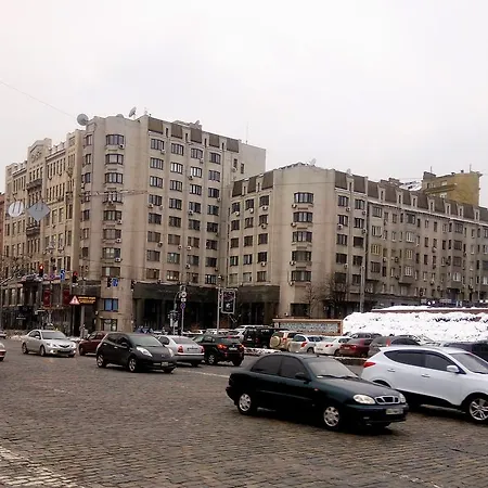 Apartment Triokhsviatytelskaya Street 3 Kyiv Exterior photo
