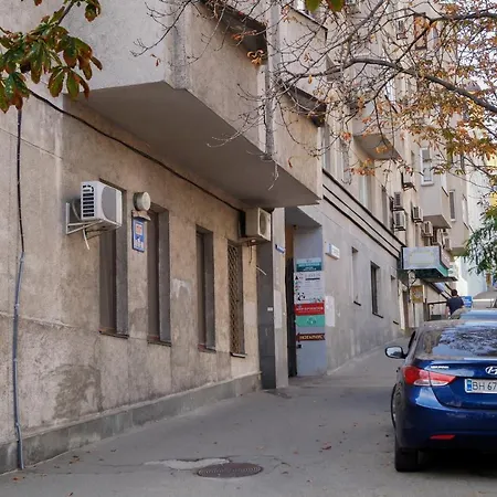 Apartment Triokhsviatytelskaya Street 3 Kyiv Exterior photo